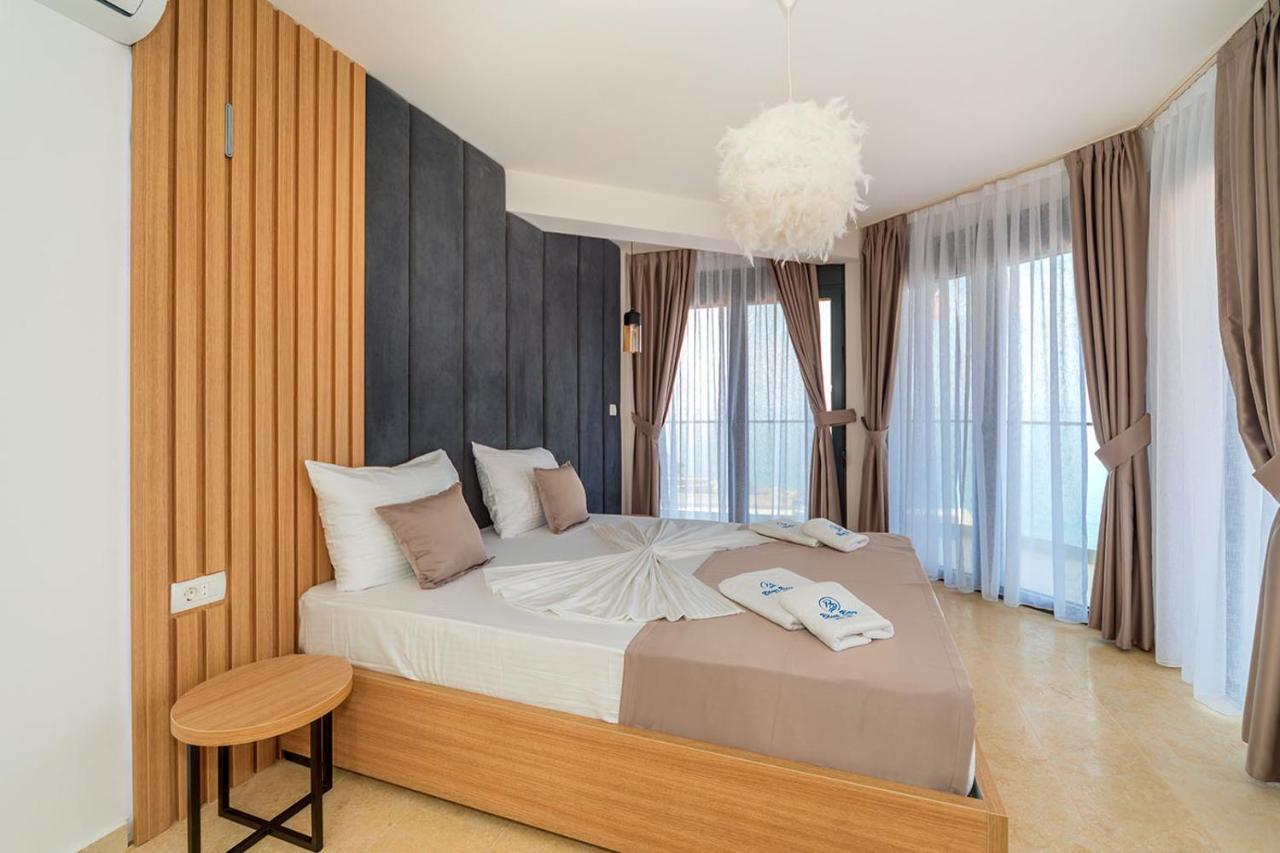Villa Blue Bay Добра вода Екстериор снимка
