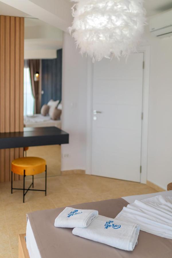 Villa Blue Bay Добра вода Екстериор снимка