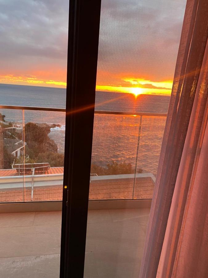 Villa Blue Bay Добра вода Екстериор снимка