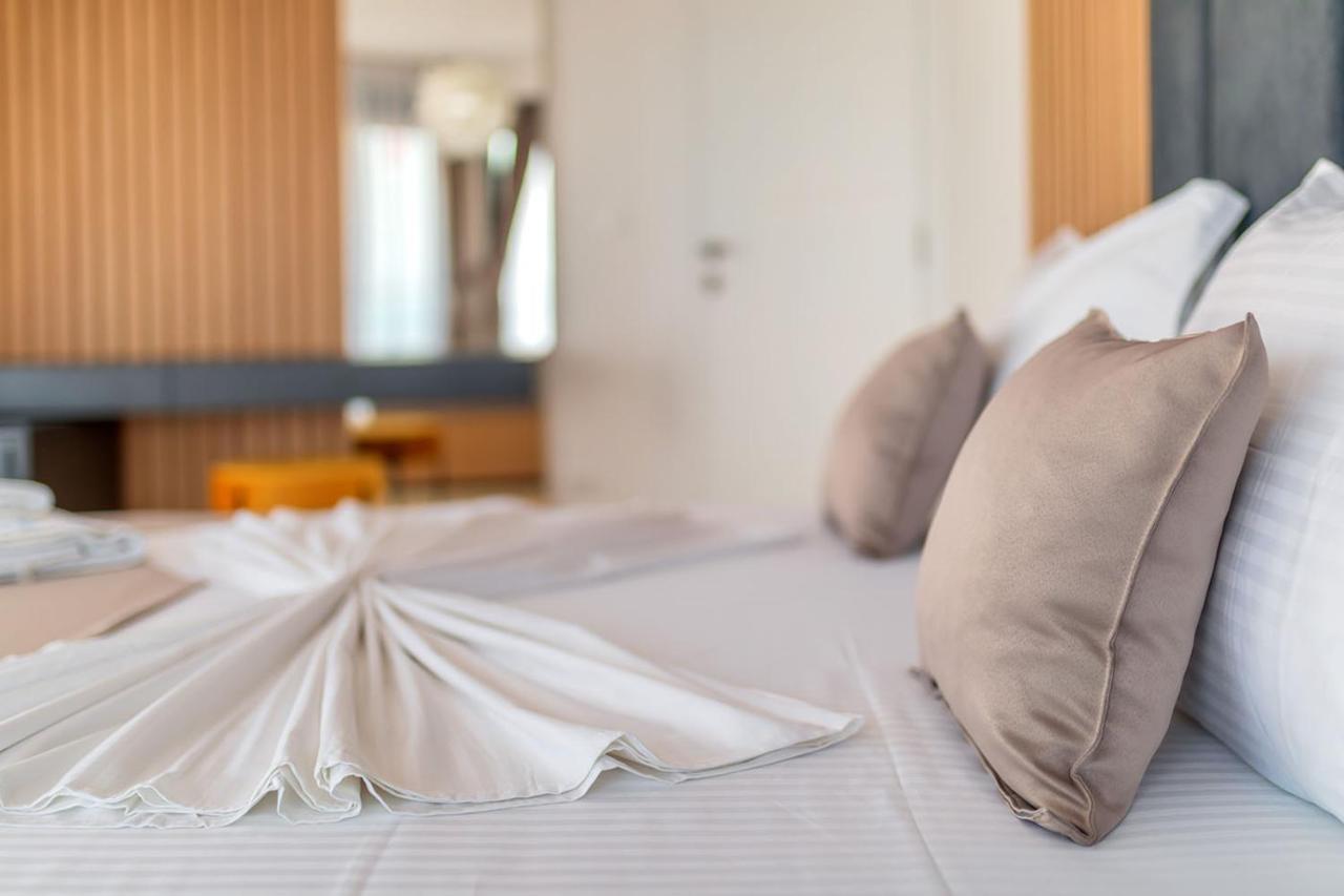 Villa Blue Bay Добра вода Екстериор снимка